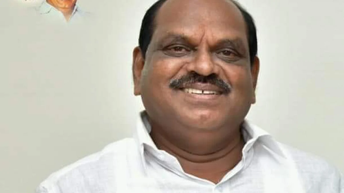 ஹாட் லீக்ஸ் -
வழுக்கும் வைத்திலிங்கம்!