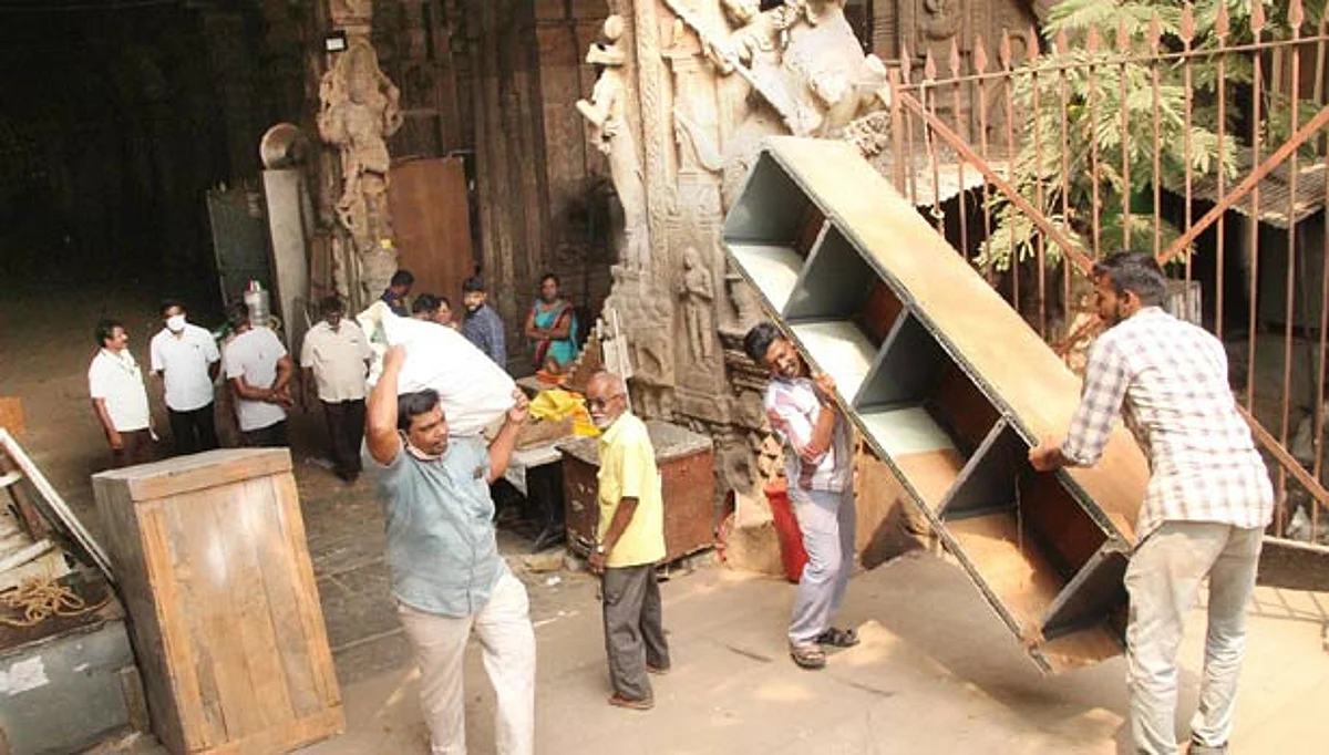 200 ஆண்டுகள் பழமையான புதுமண்டபம் கடைகள் அகற்றம்