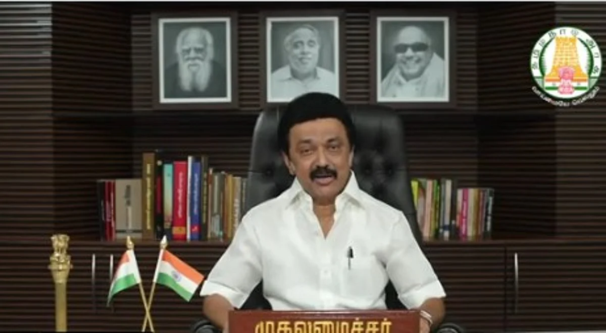 முதல்வர் பாதுகாப்பு பிரிவில் முதன் முறையாக பெண் காவலர் நியமனம்