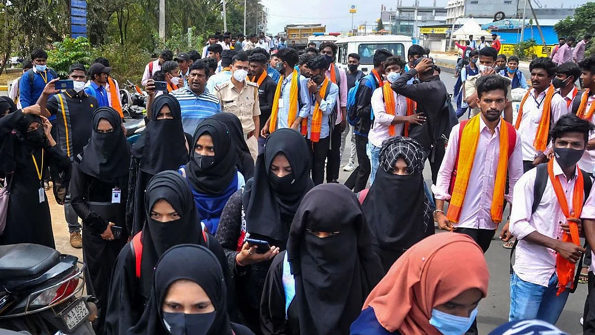ஹிஜாப் விவகாரம்: உடுப்பி பள்ளி பகுதிகளில் 144 தடை உத்தரவு!