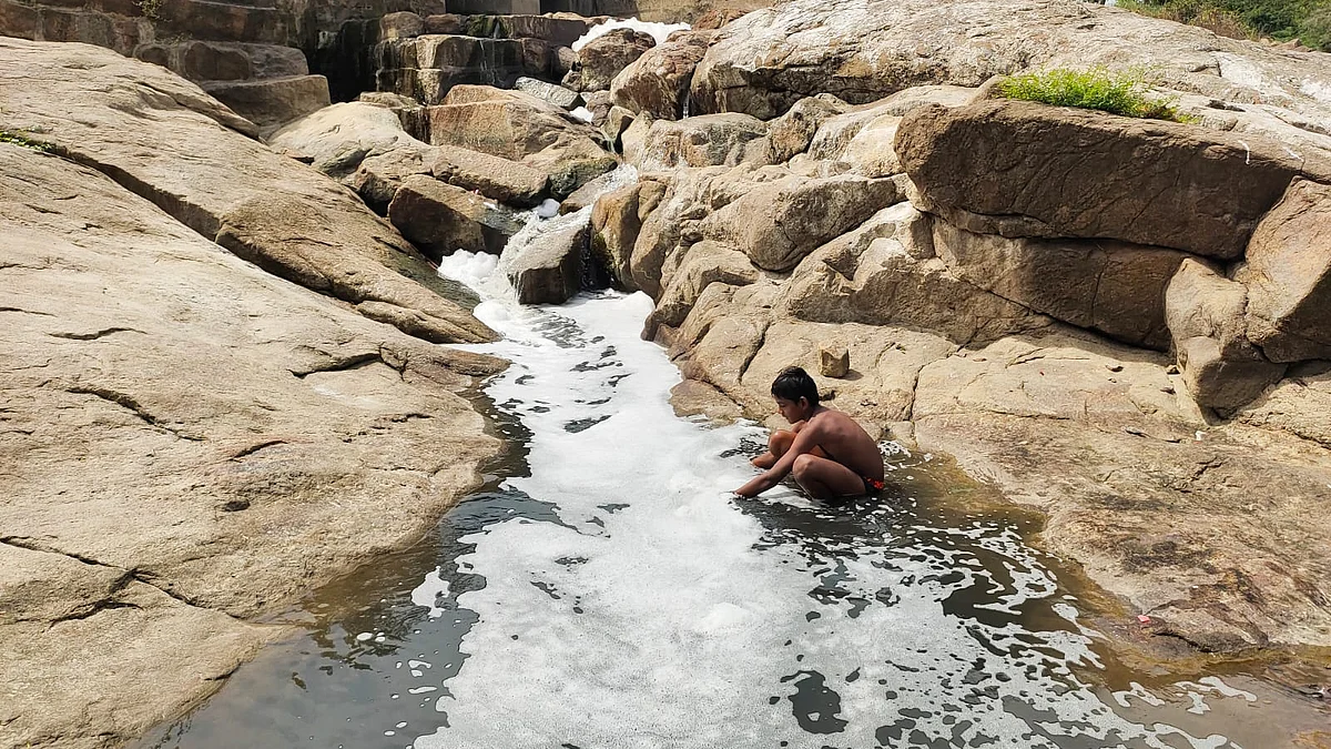 உய்யக்கொண்டான் ஆற்றை பாதுகாக்க கோரிக்கை