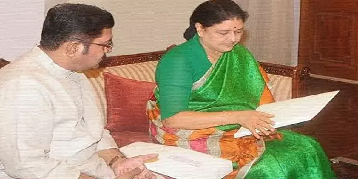 எங்கே போனார்கள் சசிகலாவும் தினகரனும்?