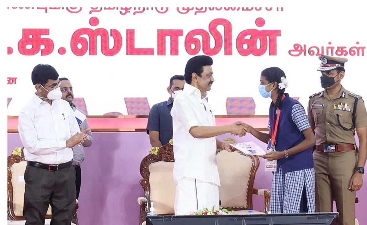 'நான் முதல்வன் - உலகை வெல்லும் இளைய தமிழகம்' திட்டம் தொடக்கம்