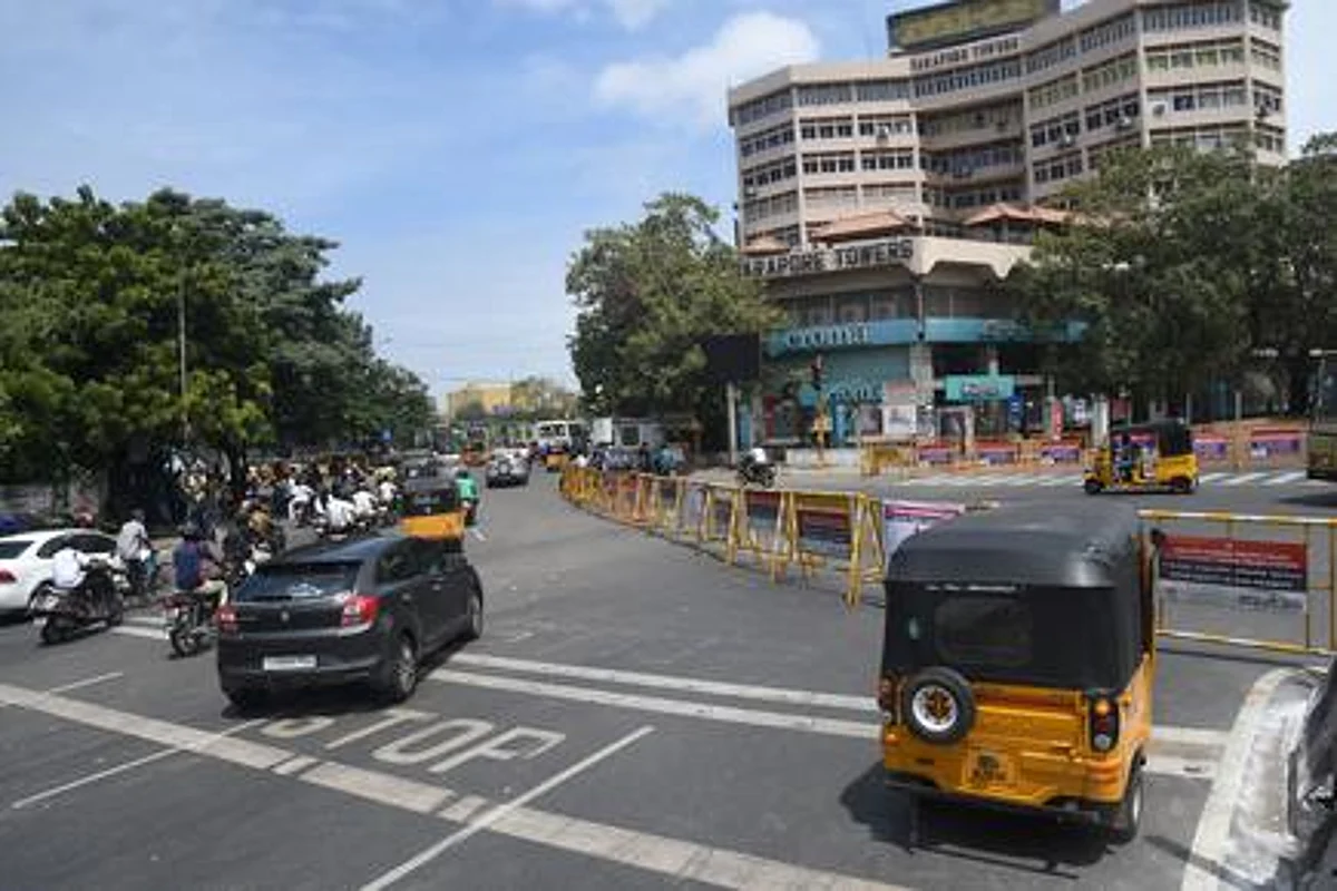 சென்னையில் முக்கிய சாலைகளில் போக்குவரத்து மாற்றம்