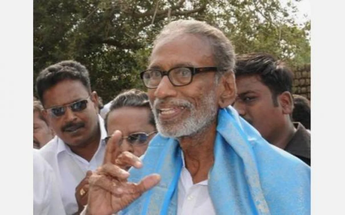 பழ.நெடுமாறன்