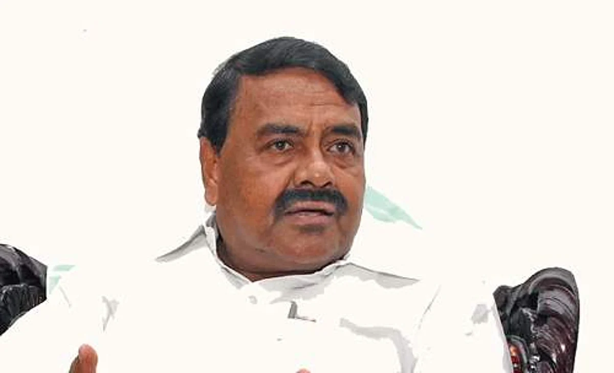 `போராட்டத்துக்கு ஆதரவு, ஆனால் பஸ் ஓடும்'