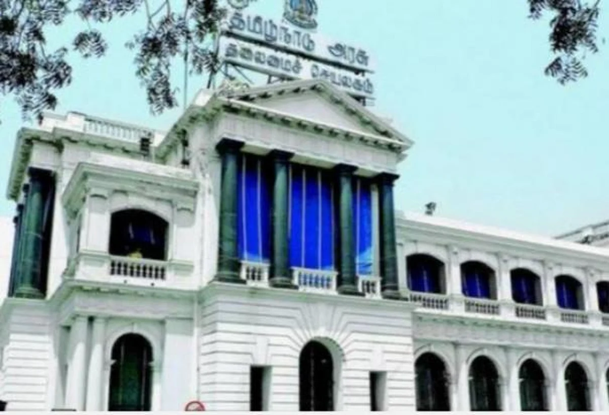 பாம்பு பிடிக்க இவர்களுக்குத்தான் தமிழக அரசு லைசன்ஸ்!