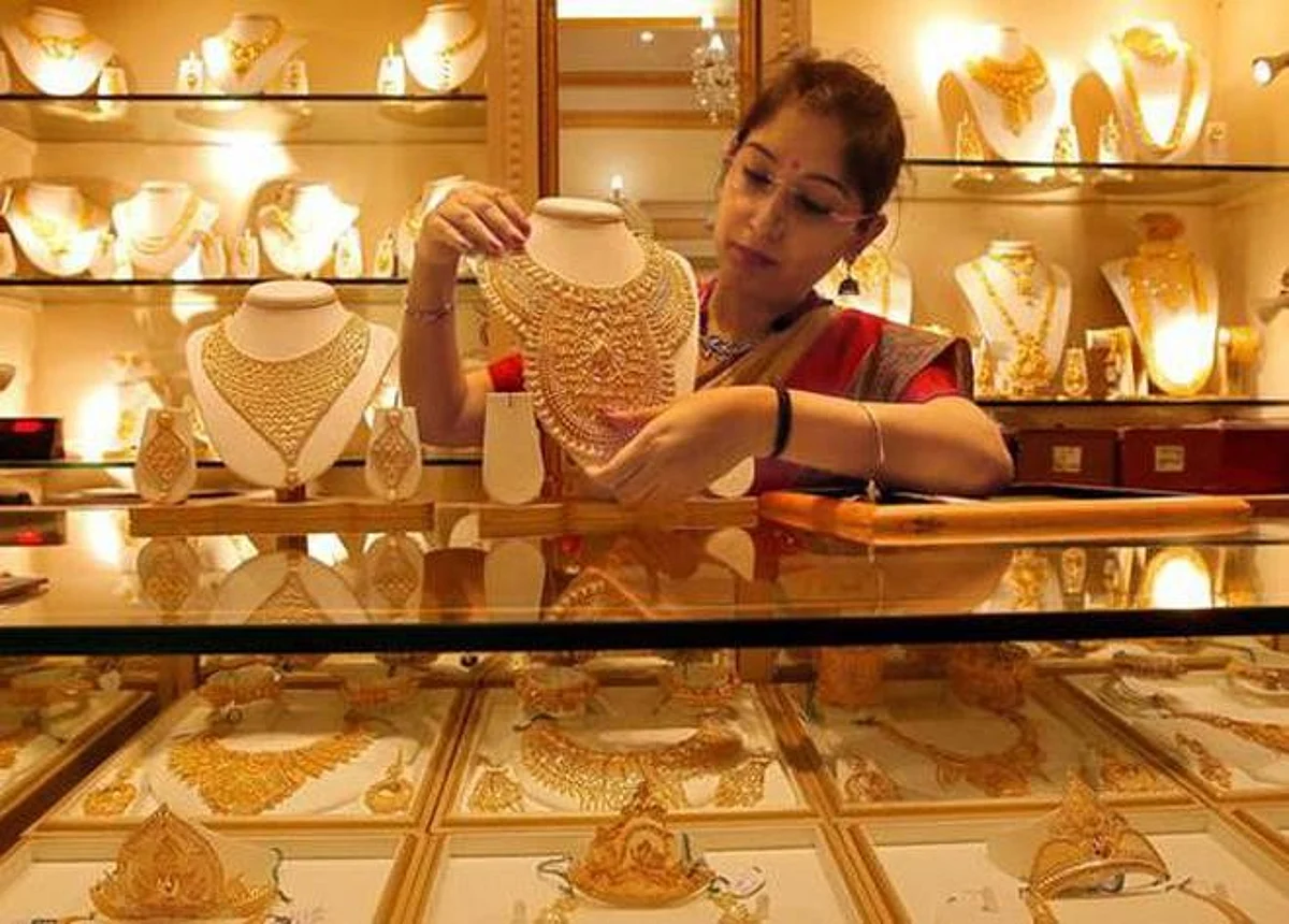 எகிறும் தங்கத்தின் விலை: ஒரு சவரன் 40,440 ரூபாய்