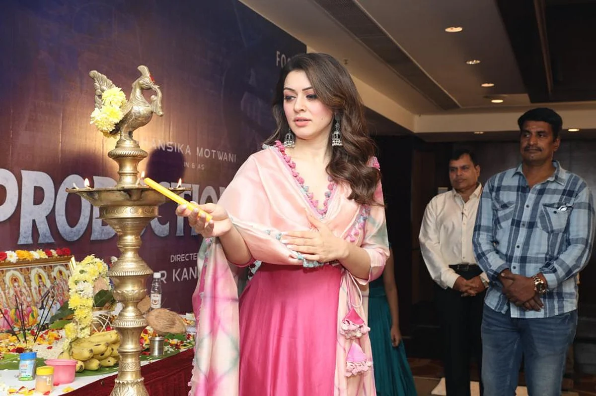 சயின்ஸ் பிக்சன் படத்தில் விஞ்ஞானியாக நடிக்கும் ஹன்சிகா!