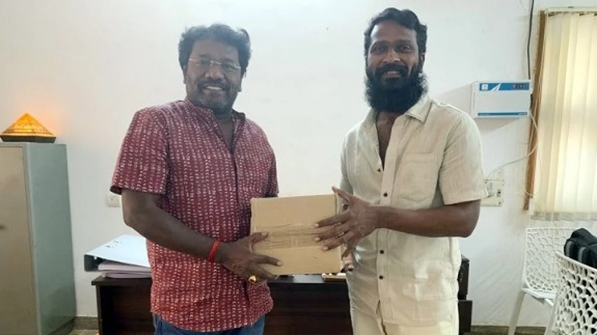 `அரசியலை புறந்தள்ளுகிறேன்'- வெற்றிமாறனிடம் உதவி இயக்குநராகும் கருணாஸ்!