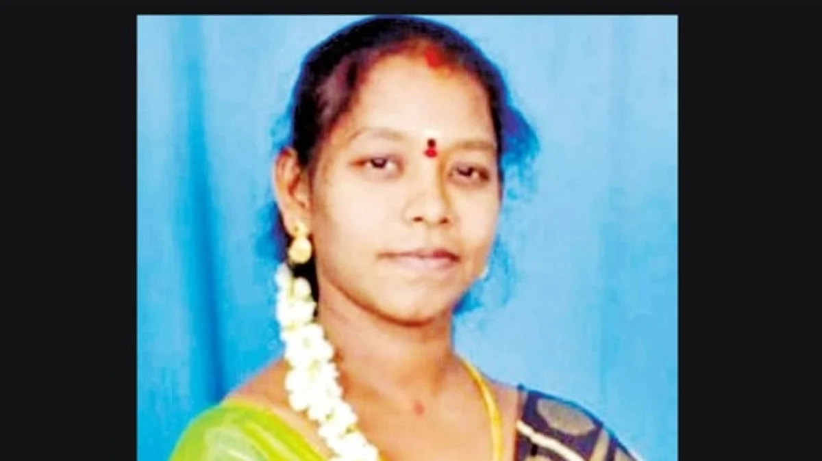 ‘என்னைத் திருமணம் செய்து கொள் ’- கட்டாயப்படுத்திய இளம்பெண்ணை
ஆசிட் ஊற்றிக் கொன்ற வாலிபர்!