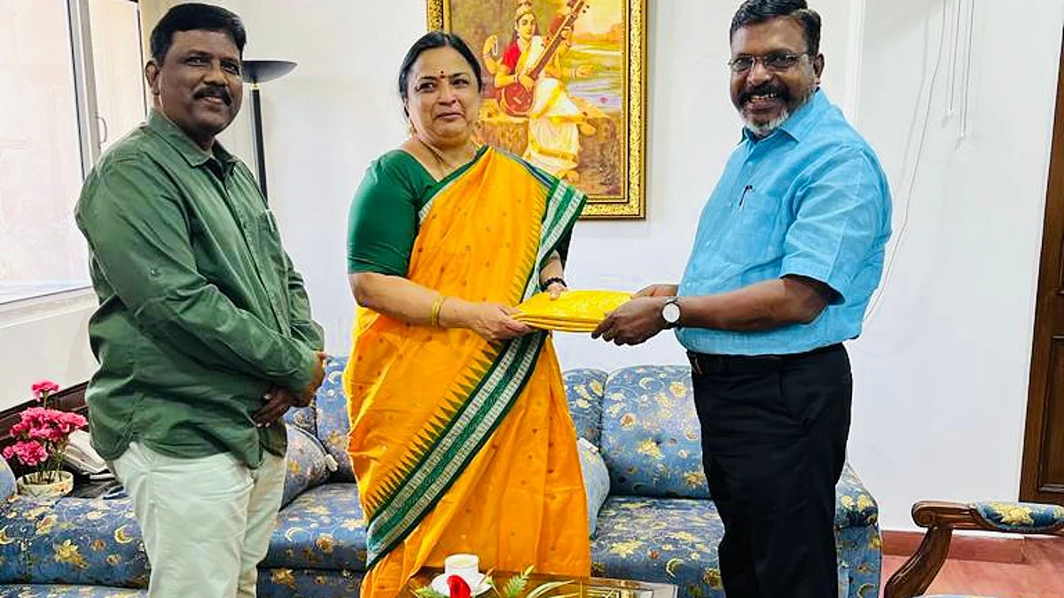 `ஜே.என்.யு பல்கலையில் தமிழ்த்துறையை விரிவுபடுத்த வேண்டும்'
