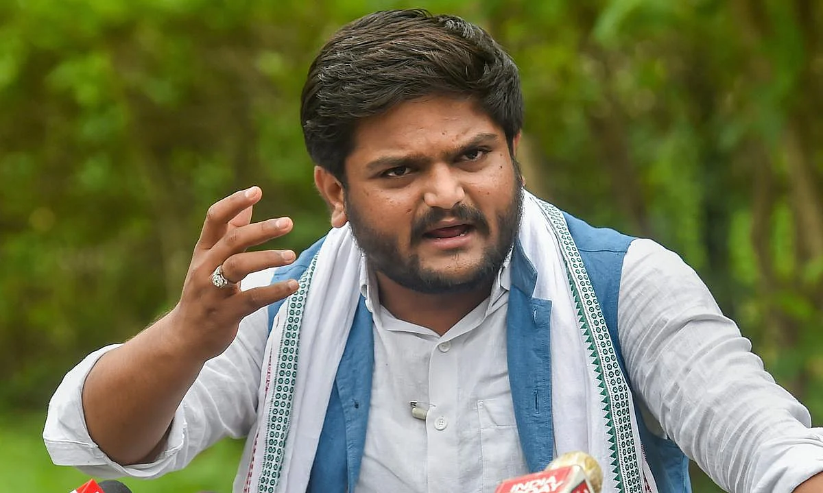 ‘கட்சியிலிருந்து நீக்க சதி செய்கிறார்கள்’ - கசப்பைப் பதிவுசெய்த ஹர்திக்!
