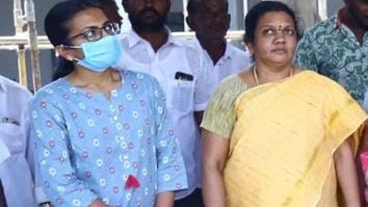 அமைச்சரால் உளவு பார்க்கப்படுகிறாரா மேயர்?