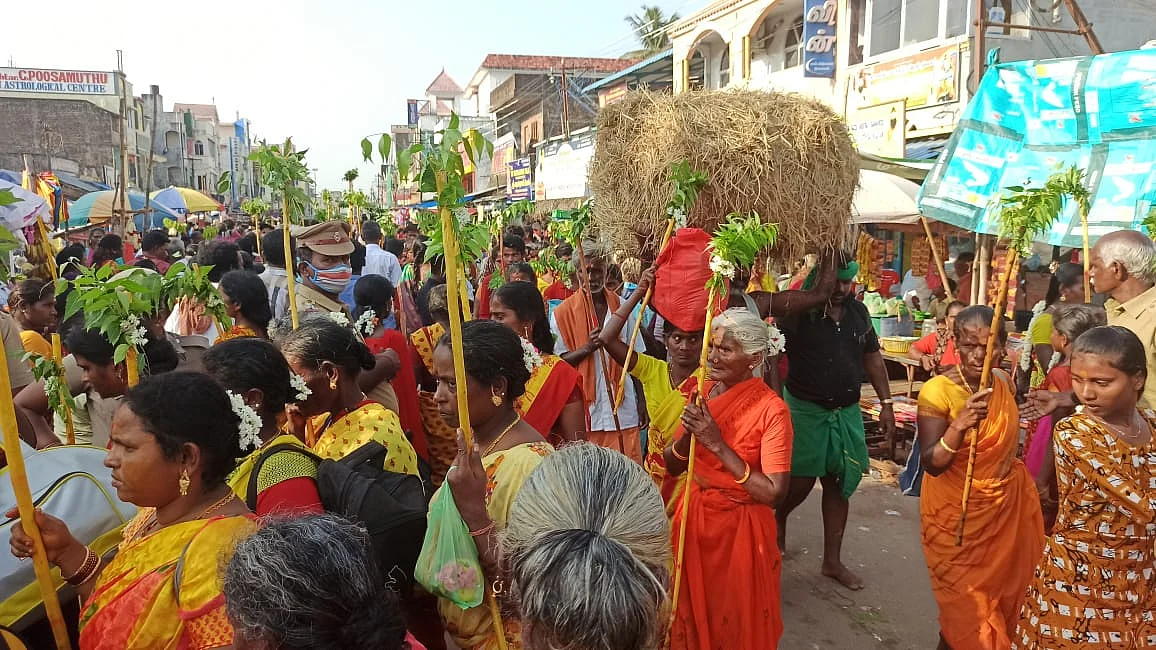 வைத்தீஸ்வரன் கோயிலில் நகரத்தார் மக்கள்