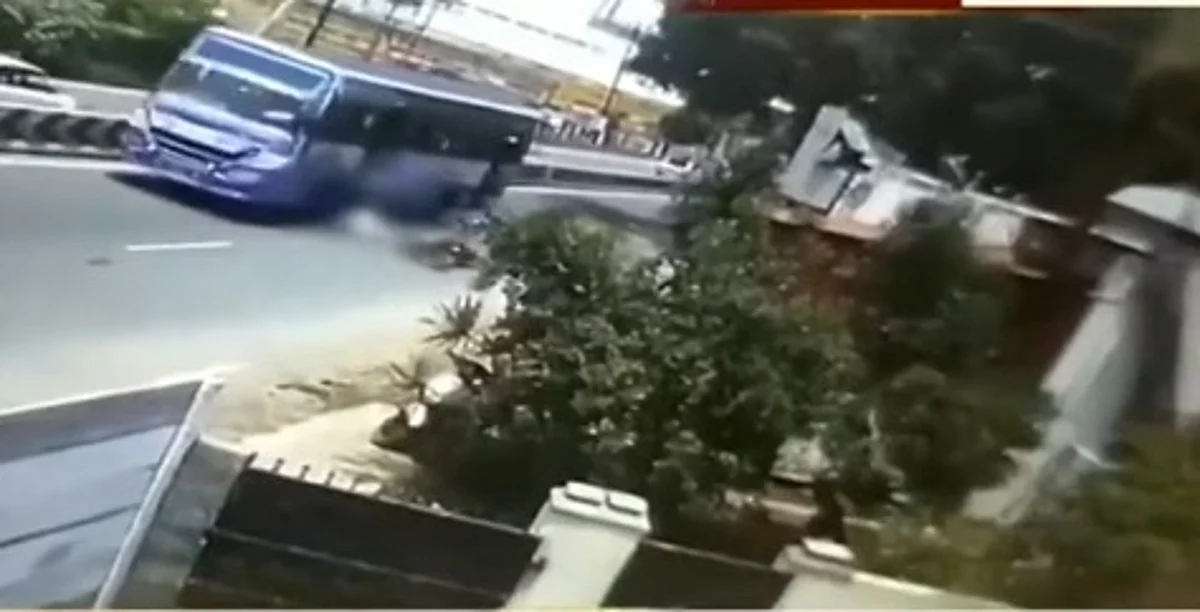 நடுரோட்டில் வாலிபருக்கு நடந்த சோகம்... பதைபதைக்கும் சிசிடிவி காட்சி