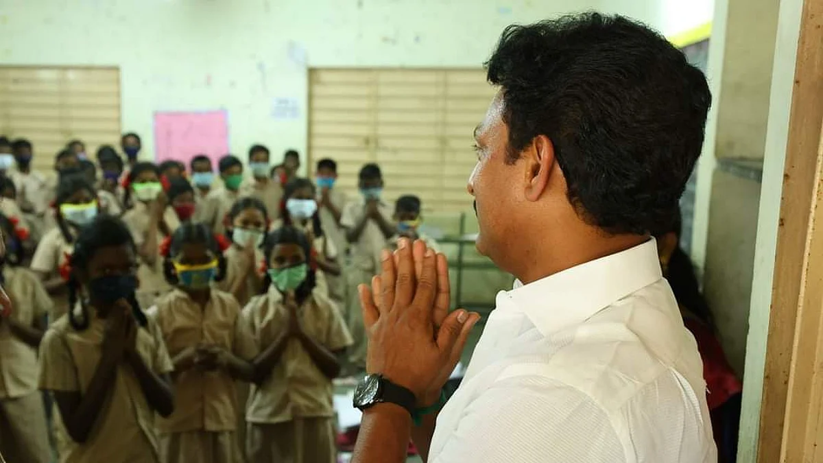 `தவறு செய்தவர்கள் தொழிலே செய்ய முடியாது'- கேள்வித்தாள் வெளியான விவகாரத்தில் அமைச்சர் அதிரடி