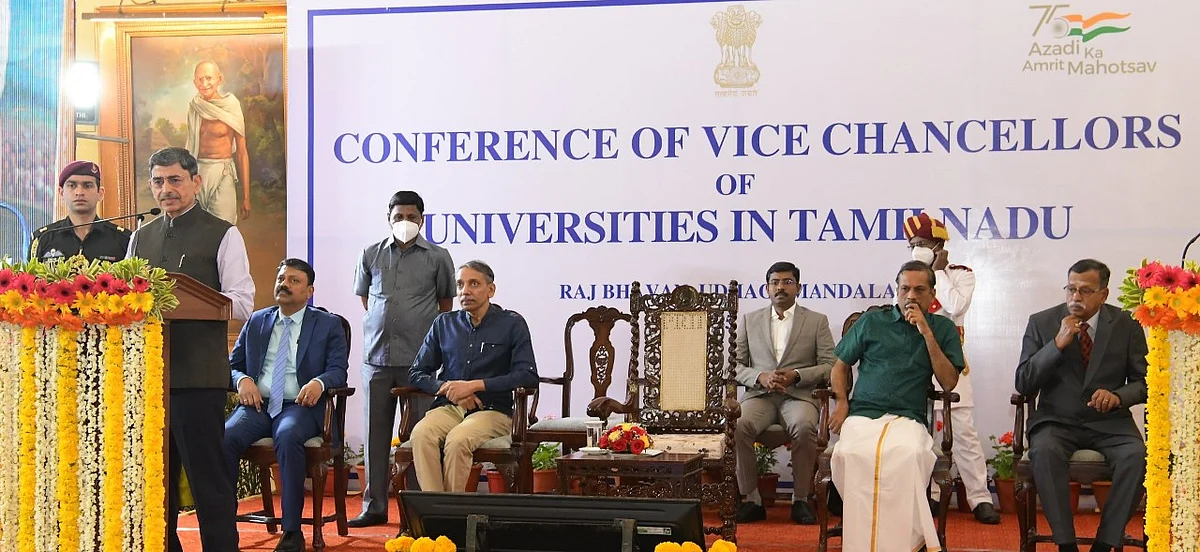 ஆளுநர் மாளிகைகள் பாஜகவின் அலுவலகங்களா?