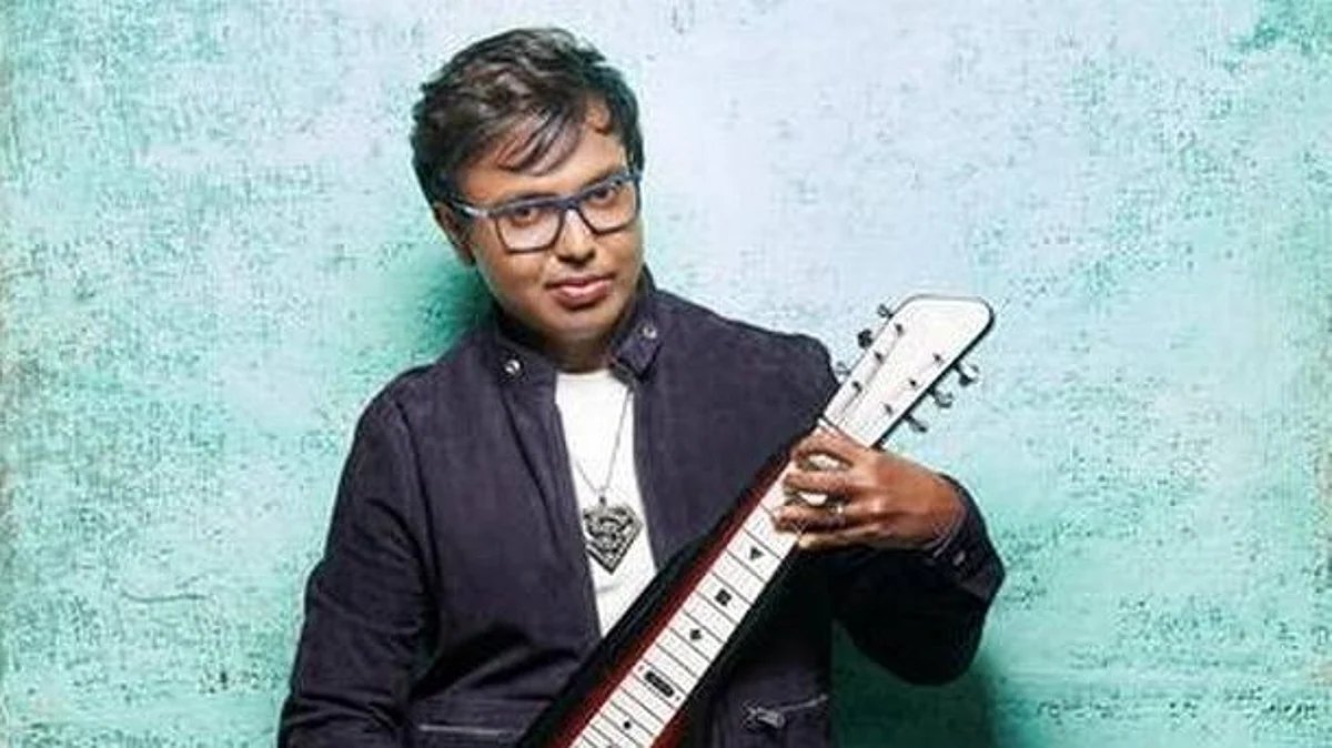 குழந்தைகளின் பாஸ்போர்ட்டை மறைத்துவிட்டார்: முன்னாள் மனைவி மீது டி.இமான் வழக்கு