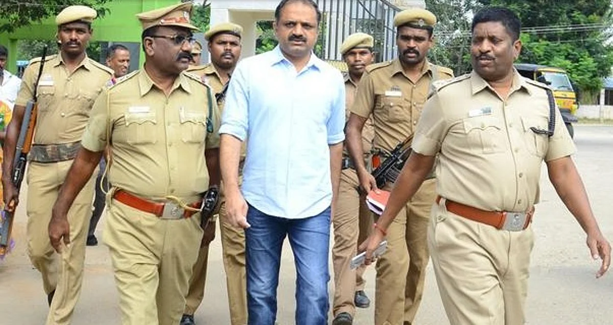 7 பேர் விடுதலை ஆவணங்களை ஜனாதிபதிக்கு ஆளுநர் எப்போது அனுப்பினார்?