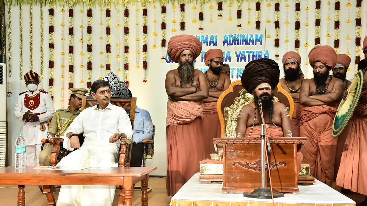 அரசியல் செய்வது ஆதீனகர்த்தரா... அரசியல் கட்சிகளா?