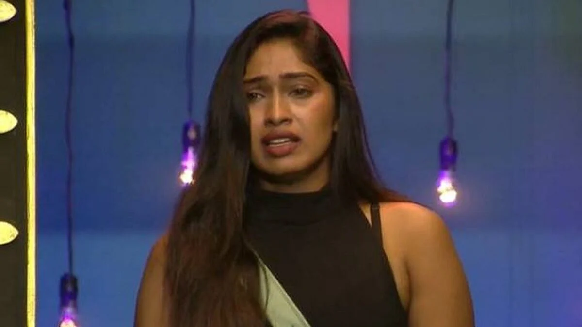 பிக்பாஸ் அல்டிமேட்: பணப்பெட்டியுடன் சுருதி எடுத்த அதிரடி முடிவு!