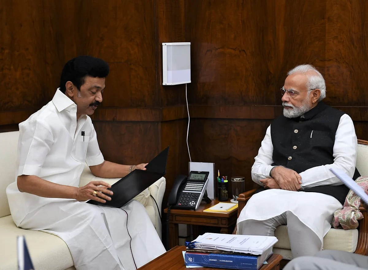 `சொல்லொணாத் துயரத்தில் இலங்கை மக்கள்; உதவி செய்ய அனுமதி அளியுங்கள்'