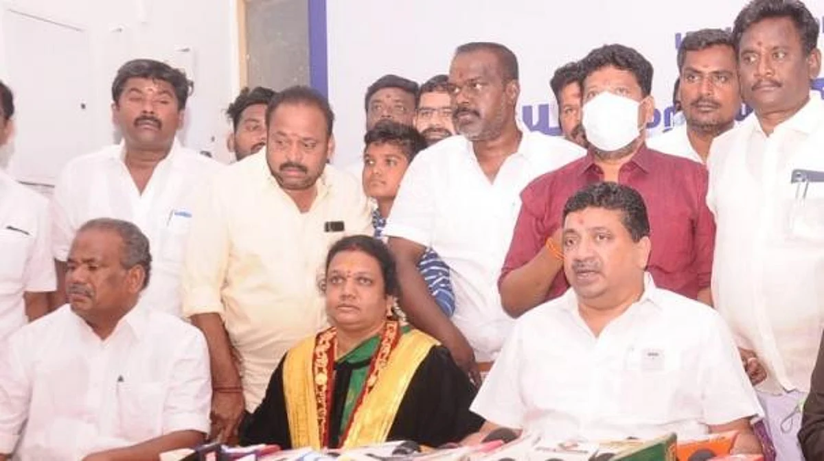 பாஜகவுக்கு தூதுவிட்ட மதுரை திமுக!