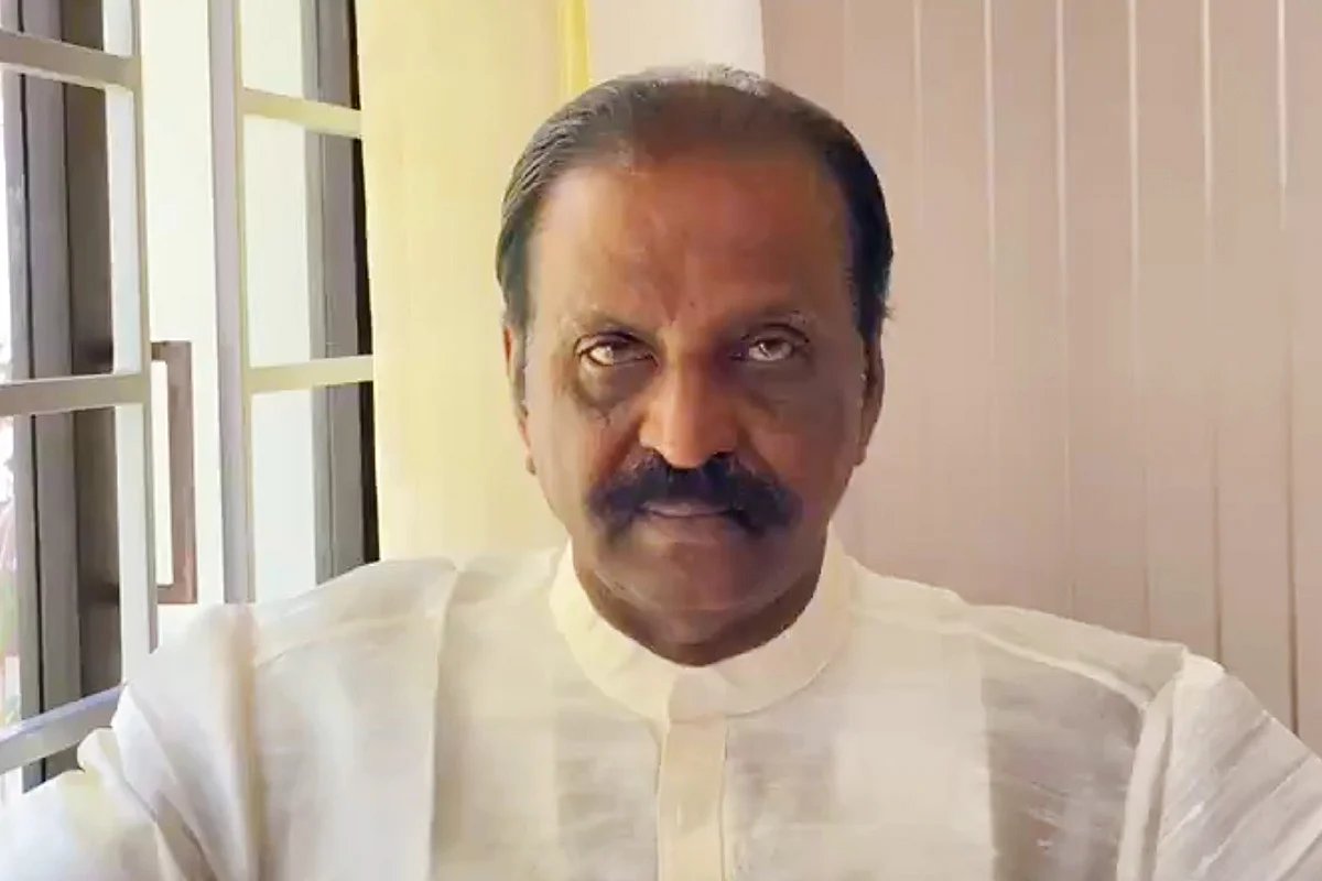 `சிலர் ஊசியில் ஒட்டகம் நுழைக்கப் பார்க்கிறார்கள்’- ஜிப்மரில் இந்தி திணிப்பை எதிர்க்கும் வைரமுத்து