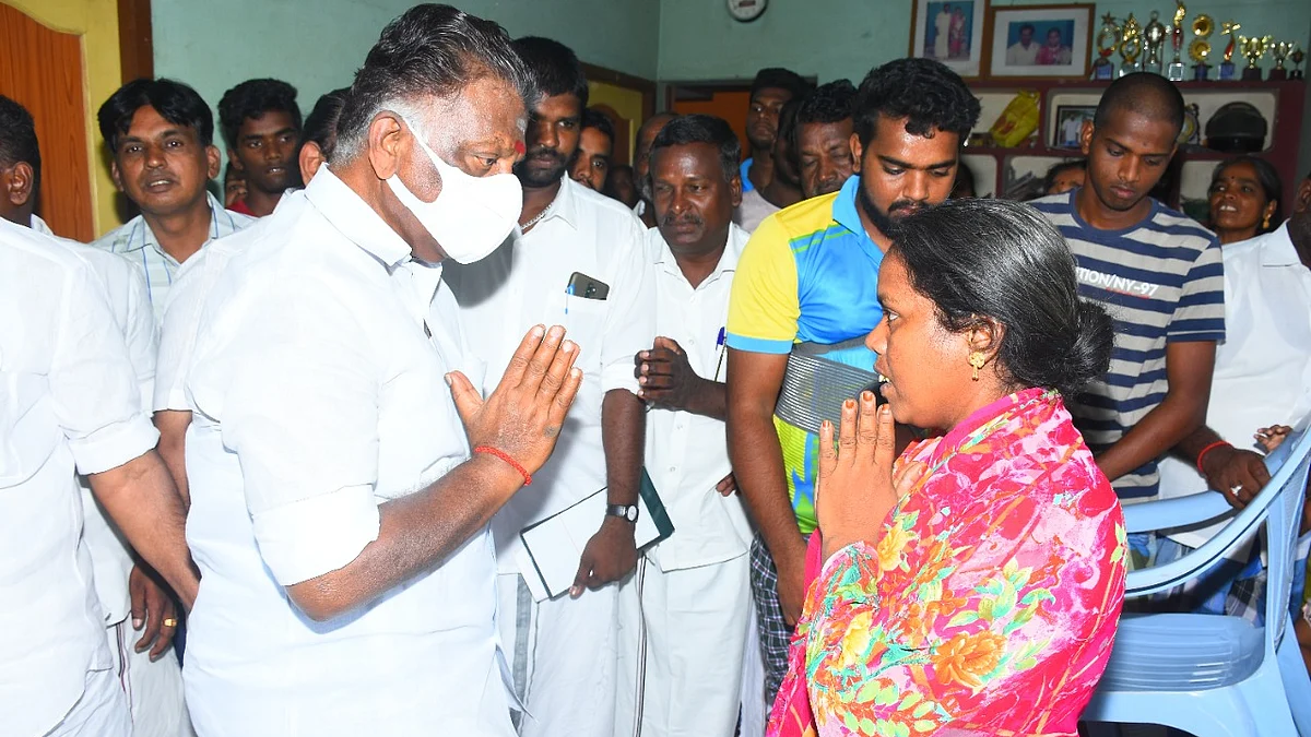 `தி.மு.க. பாஸ் மார்க் வாங்கவில்லை'- ஓராண்டு ஆட்சி குறித்து ஓபிஸ் கமென்ட்