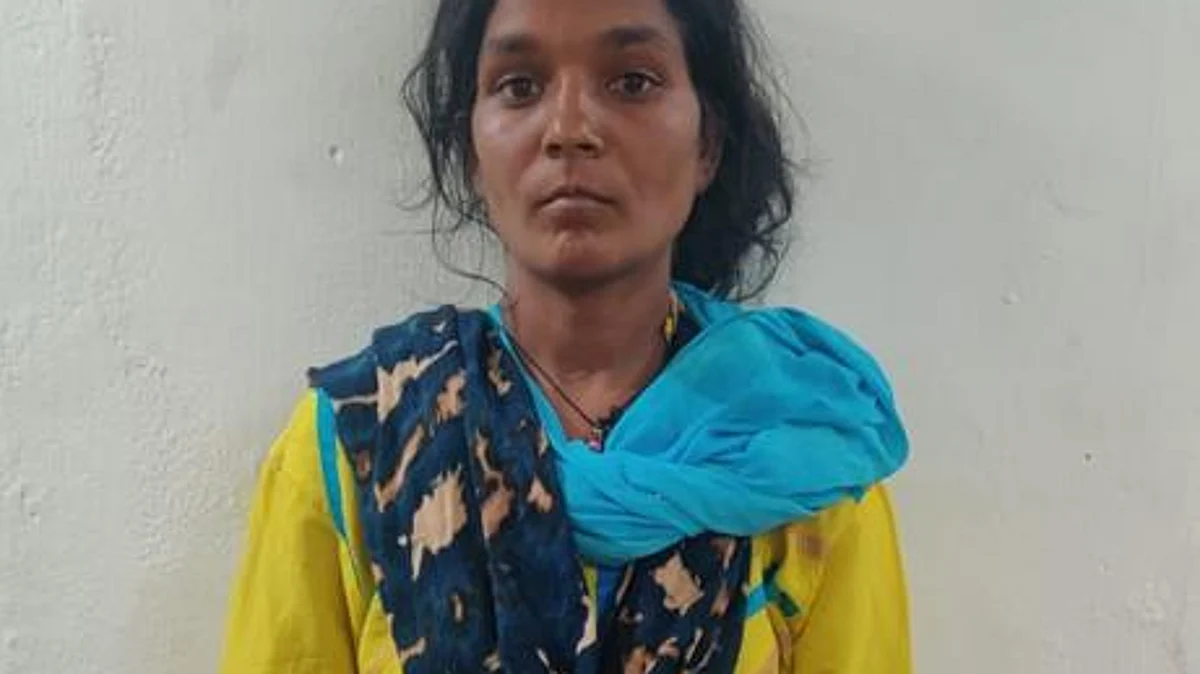 சென்னை மெரினாவிலேயே கள்ளச் சாராயம் விற்பனை: போலீஸை கலங்கடித்த பெண்கள்