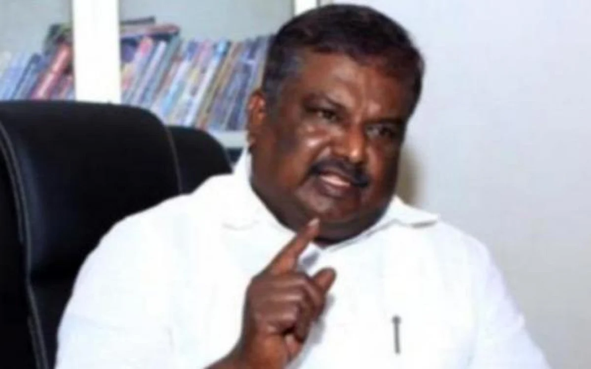 பேருந்து கட்டண உயர்வு பட்டியல் தயார்!: முதல்வரை கைகாட்டும் அமைச்சர் சிவசங்கர்