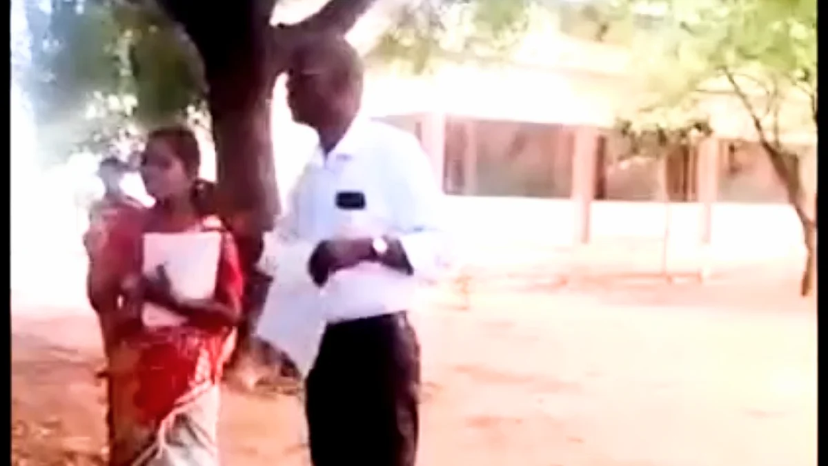 அரசு பள்ளி மாணவர்களிடம் பணம் வசூல்: விசாரணையில் சிக்கிய தலைமையாசிரியர்