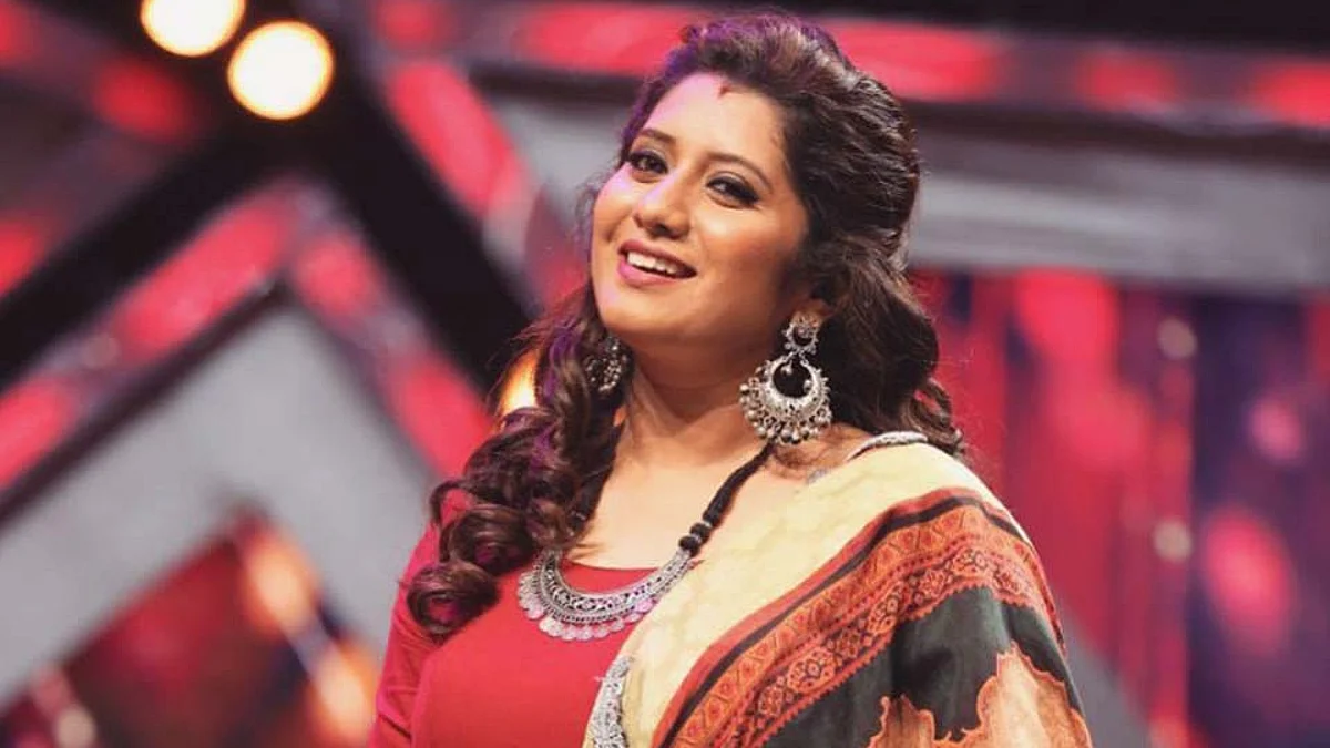 ‘எனக்கு 30 வயதாகி விட்டது… அதனால் ஆங்கரிங் பணியை விடப்போகிறேன்’!: பிரியங்கா திடீர் அறிவிப்பு