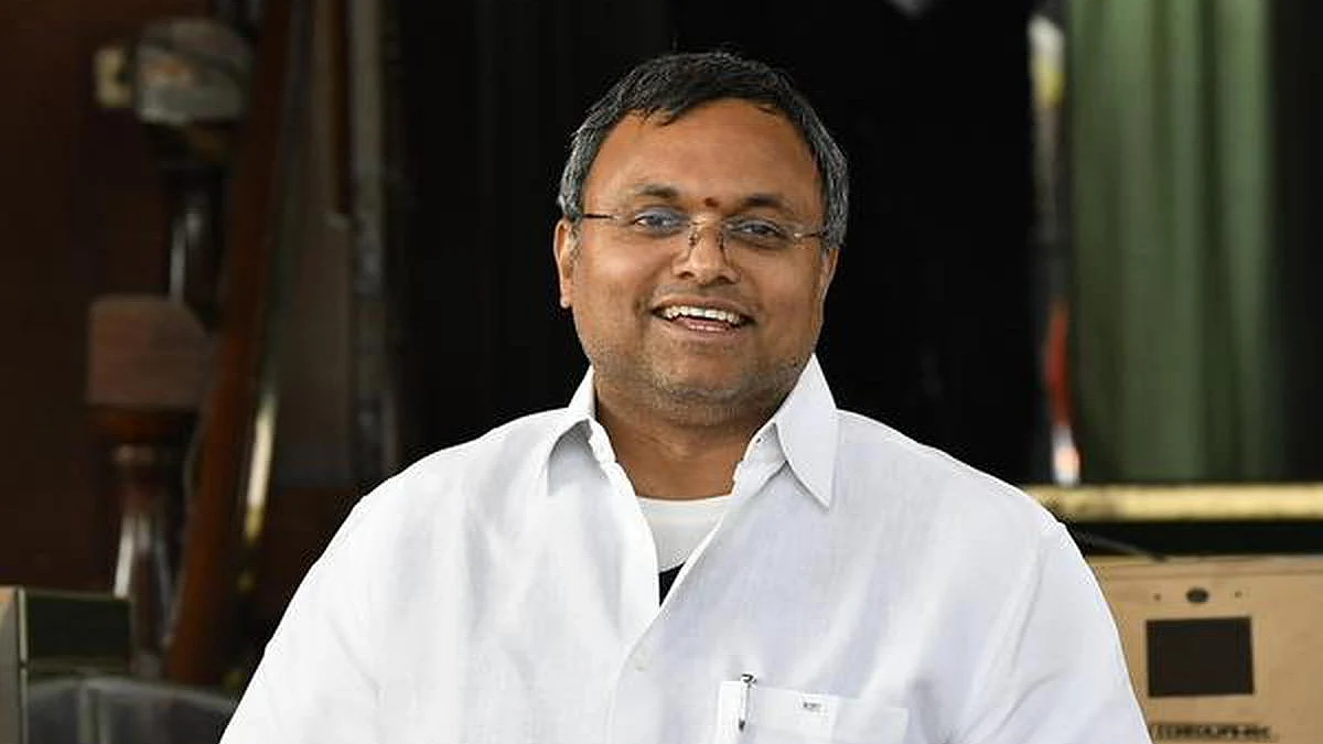 ஆடிட்டர் கைது எதிரொலி: முன்ஜாமீன் கேட்டு கார்த்தி சிதம்பரம் திடீர் மனு