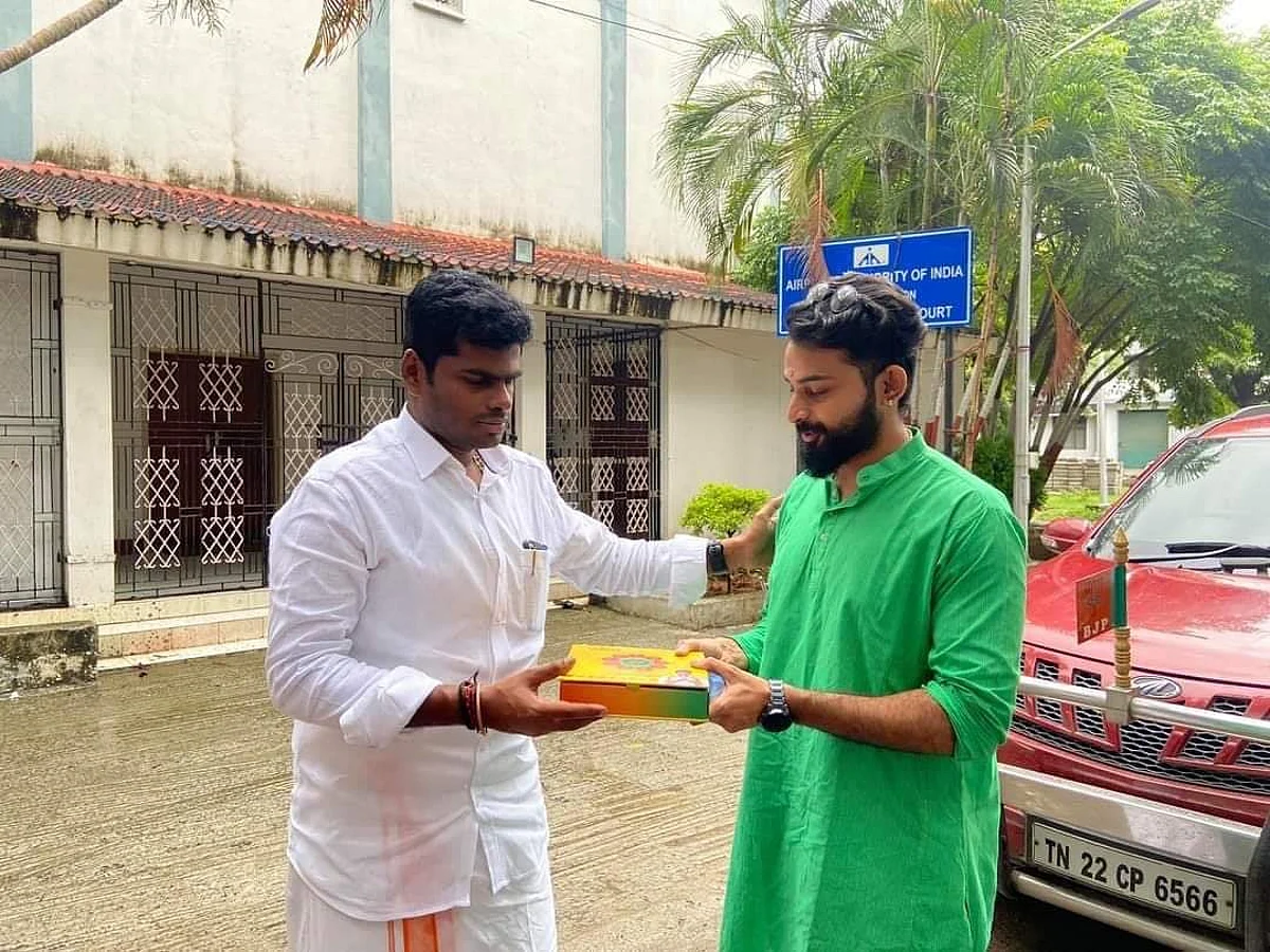 அண்ணாமலையுடன் கார்த்திக் கோபிநாத்