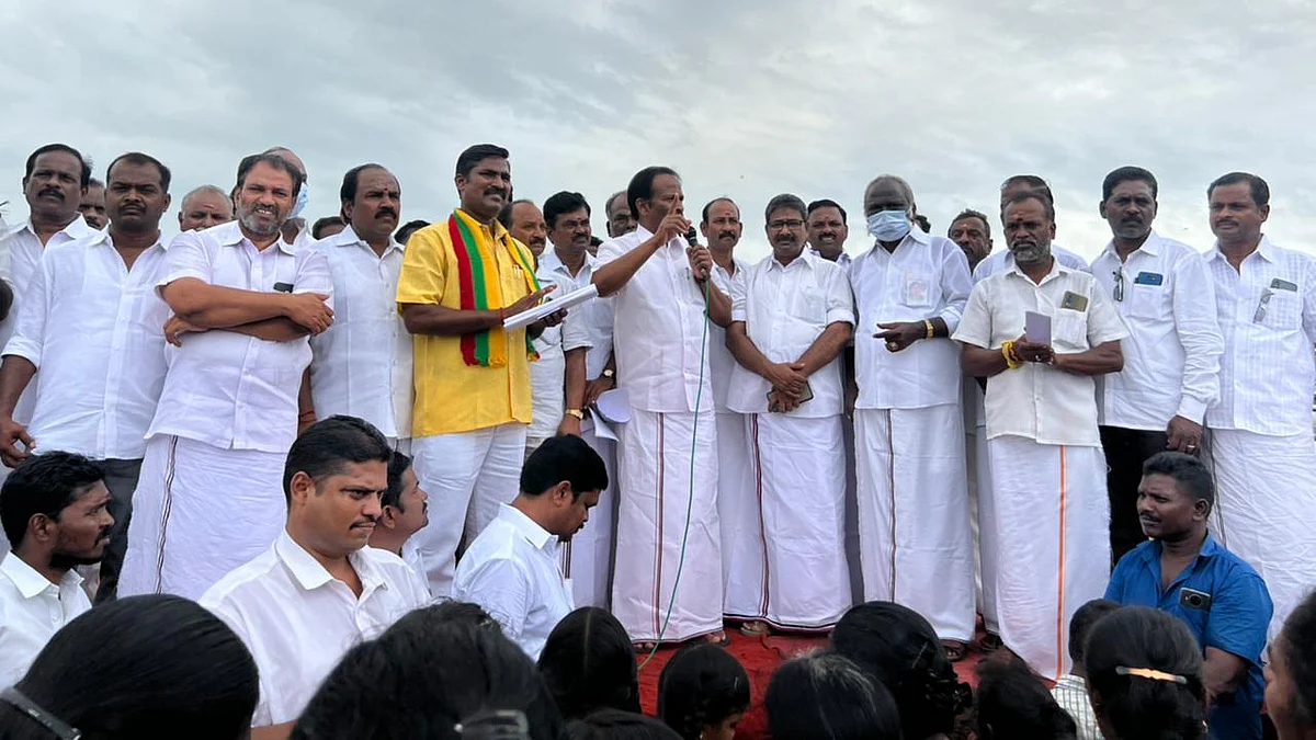 `அண்ணாமலைக்கு இது தெரியாமல் போனது எப்படி-' போராட்ட களத்தில் கொந்தளித்த அதிமுக எம்.எல்.ஏ