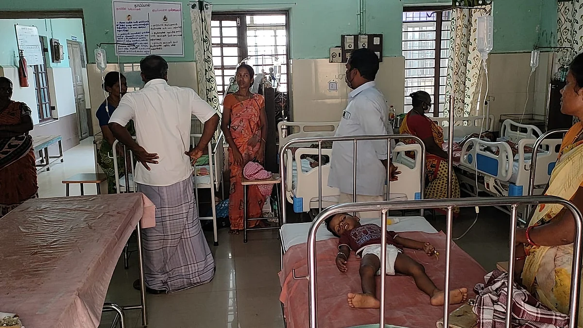 20 பேருக்கு ஒரே நேரத்தில் திடீர் வாந்தி, மயக்கம்: நள்ளிரவில் பதறிய கிராம மக்கள்