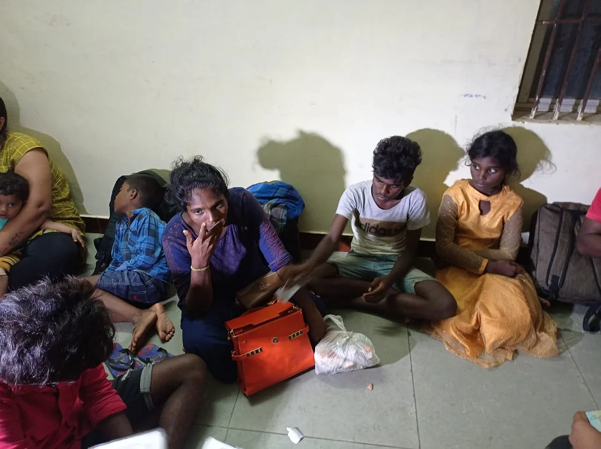 `பல இன்னல்களைக் கடந்துதான் இந்தியா வந்திருக்கிறோம்'- இலங்கைத் தமிழர்கள் கண்ணீர்!