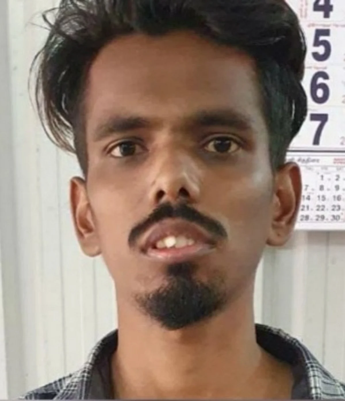 நெருக்கடி கொடுத்த கடன்காரர்கள்... பணத்தைக் கேட்ட மூதாட்டியை கழுத்தை அறுத்துக் கொல்ல முயன்ற பேரன்!