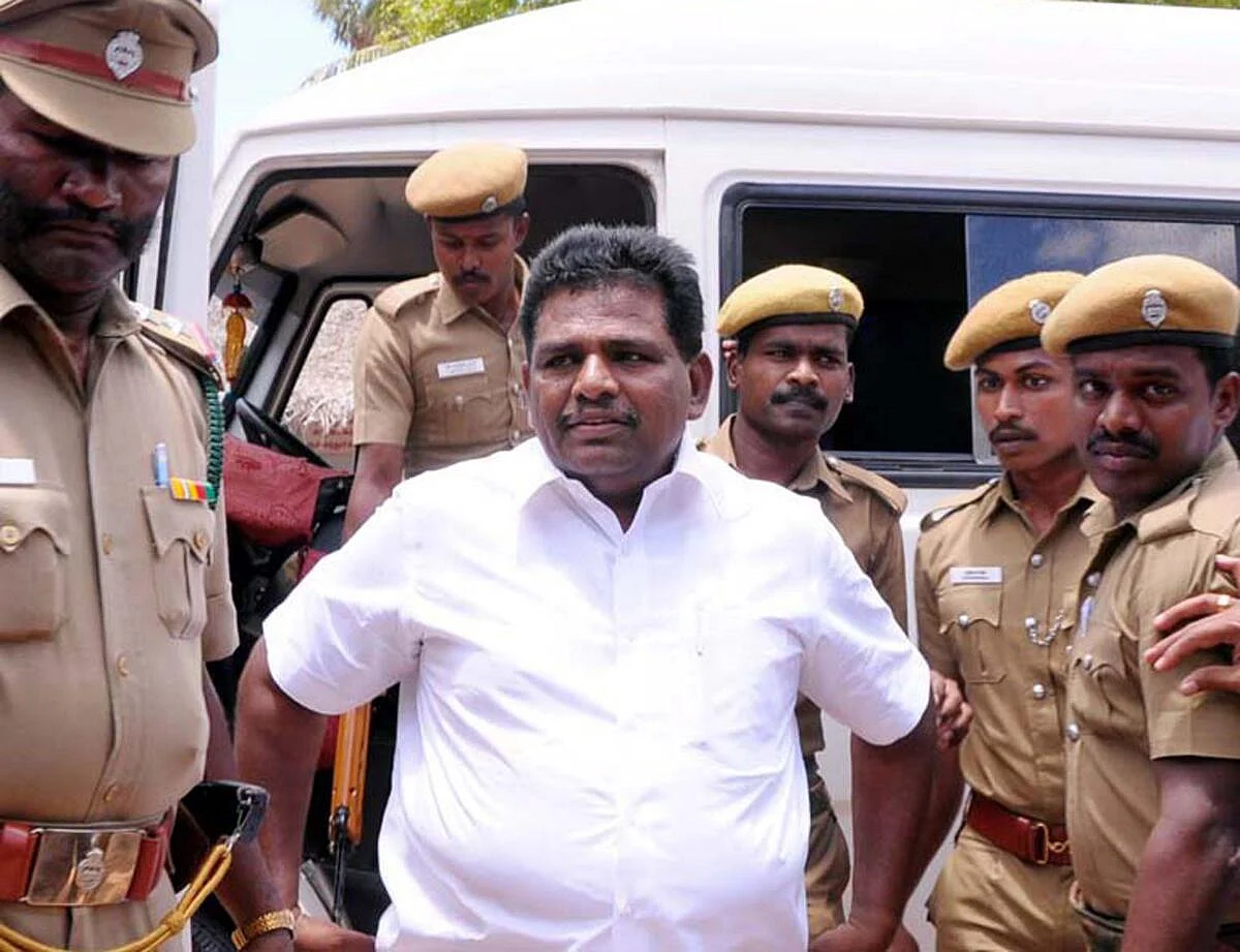 அனிதா ராதாகிருஷ்ணன்