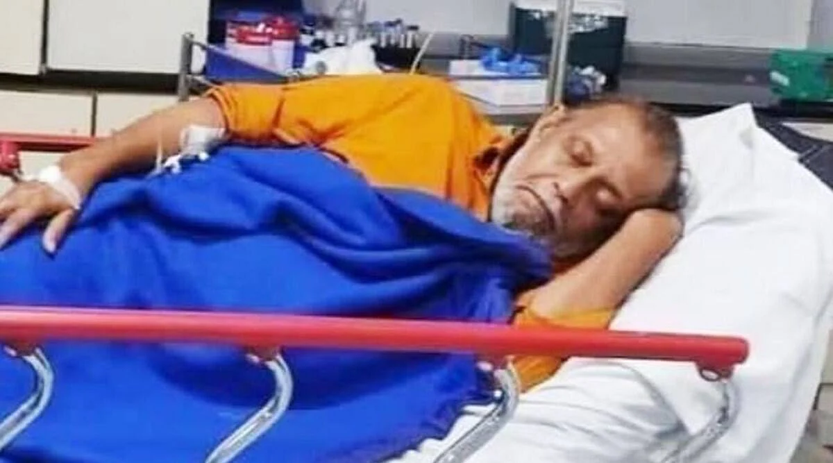மருத்துவமனையில் பிரபல நடிகர்: வைரலாகும் போட்டோ!