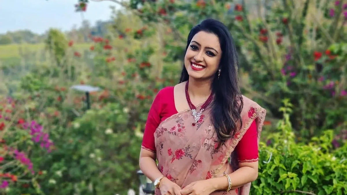 4 ஆண்டுகளுக்கு பிறகு மீண்டும் சீரியலுக்கு வருகிறார் நிஷா!