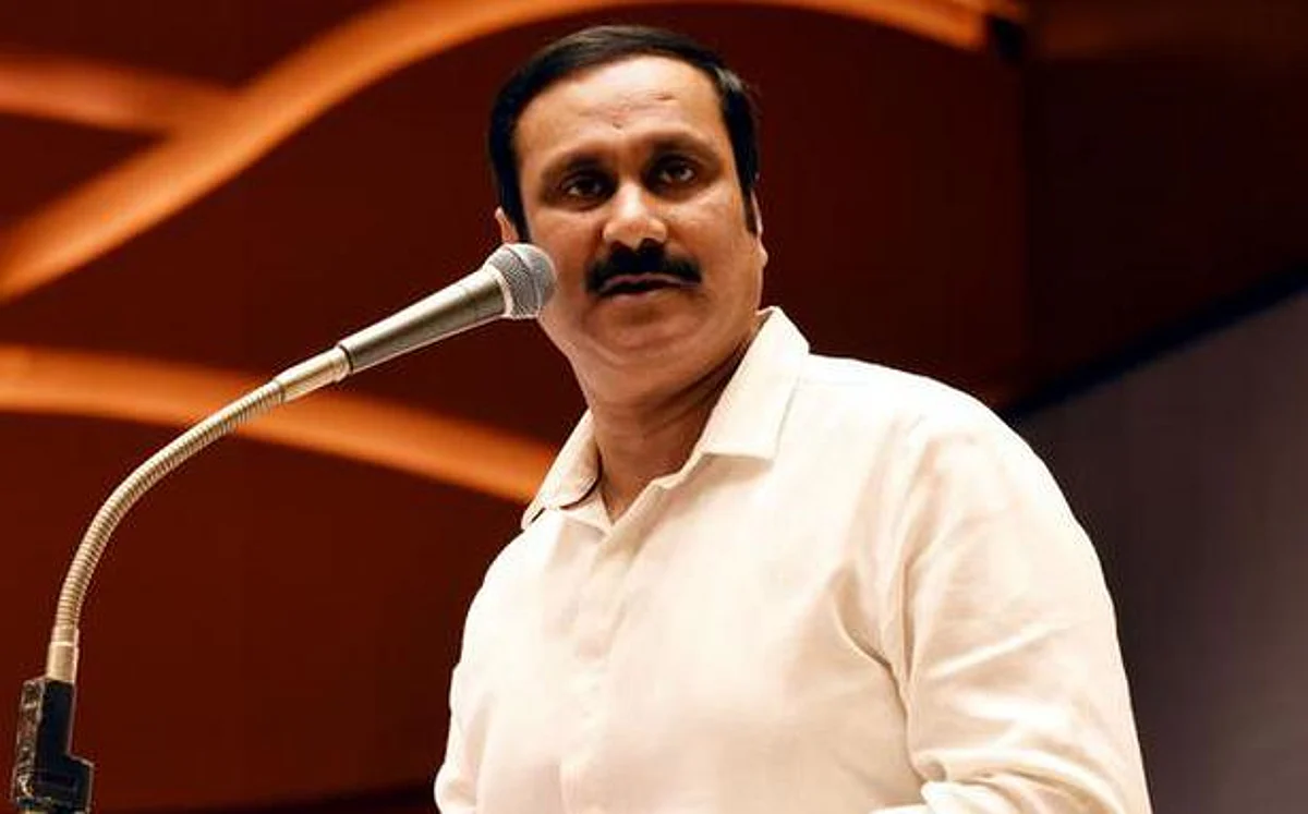 70 வயதான ஜி.கே.மணியிடம் இருந்து பொறுப்பு பறிப்பு: பாமக தலைவரானார் அன்புமணி