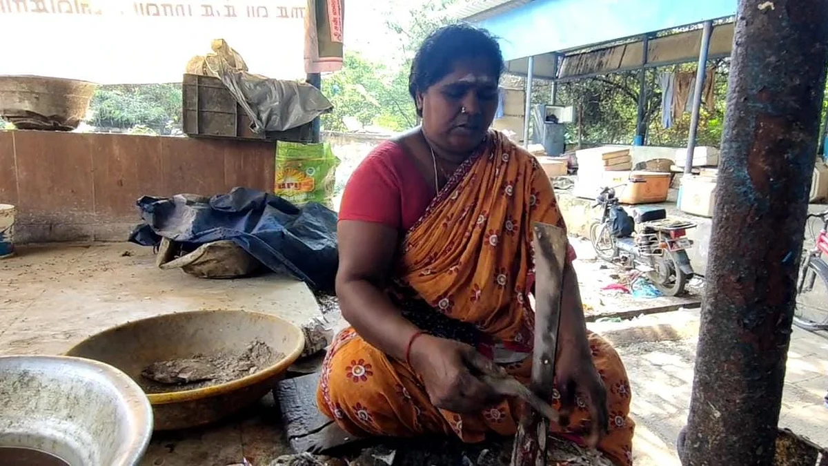 மீன் மார்க்கெட்டில் ரமணி...