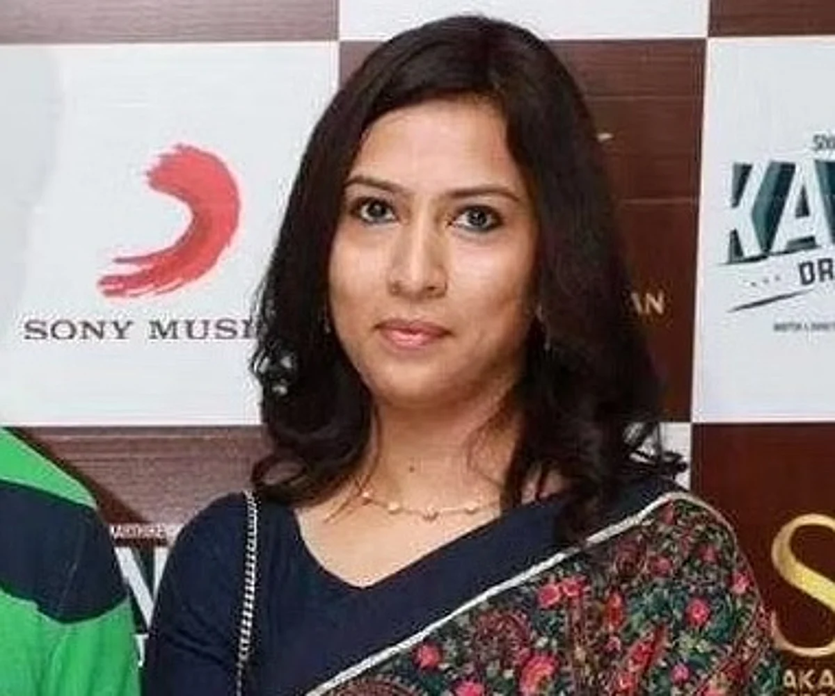 `உங்களுடன் நேரத்தை வீணடித்த நான் ஒரு முட்டாள்'- டி.இமானின் முன்னாள் மனைவி ஆதங்கம்