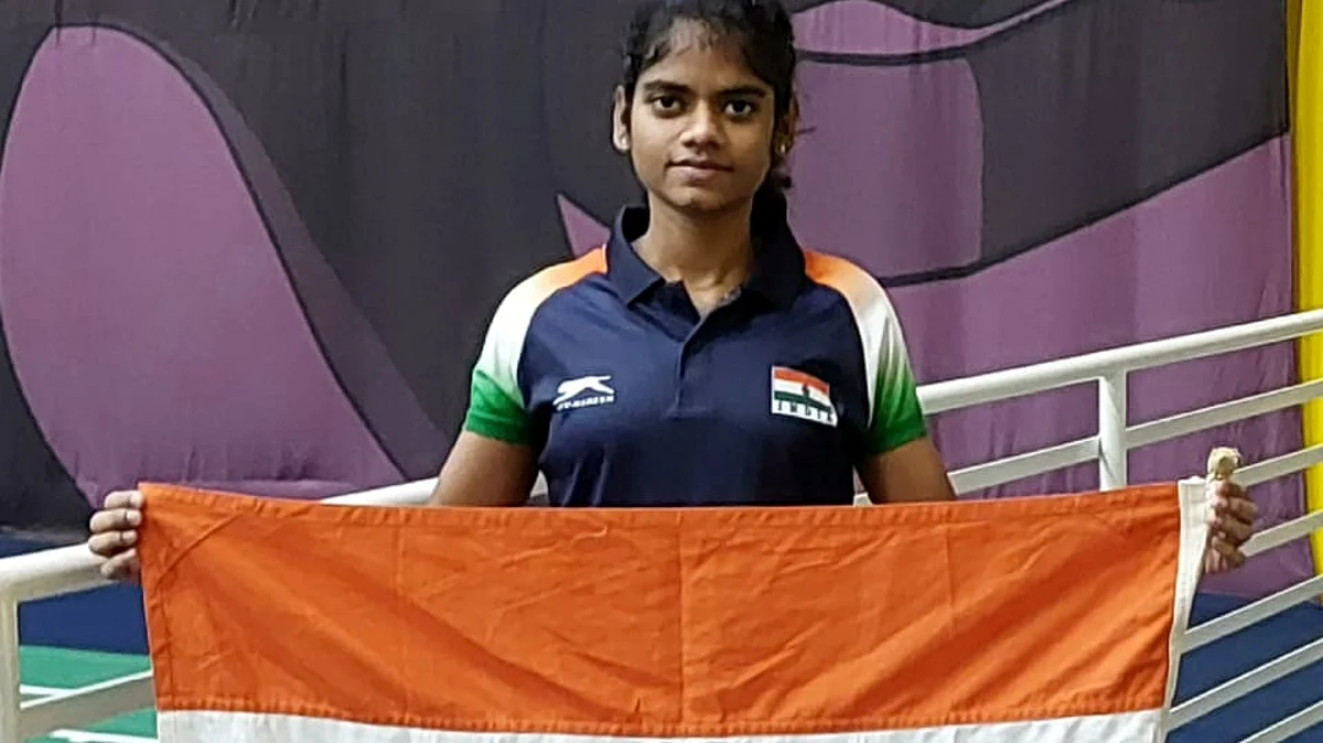 மூன்று தங்கப் பதக்கம் வென்று அசத்தல்: காது கேளாதோருக்கான ஒலிம்பிக்கில் சாதித்த மதுரை மாணவி