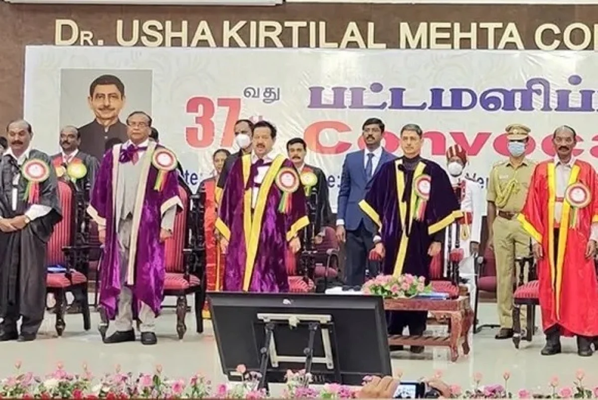 `கட்டாயப்படுத்தாதீங்க; இந்தி மொழியை விரும்பிப் படிப்பவர்கள் படிக்கட்டும்'- ஆளுநருக்கு பொன்முடி பதிலடி