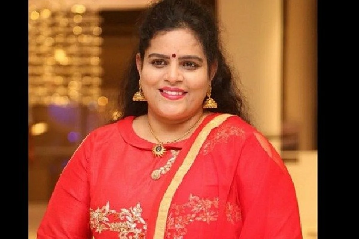 குழந்தையோடு தலைமறைவான பிரபல நடிகை : வலை வீசும் போலீஸார்!