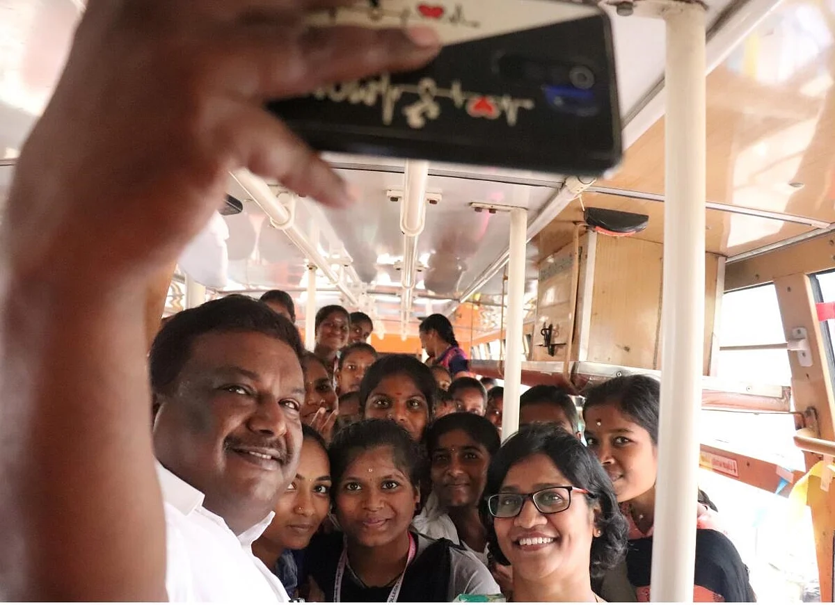 சிவசங்கருக்கு சிக்னல்!